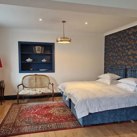 Apartment South Dublin Apartment -Sea Front -Dun-Laoghaire Feevaghmore