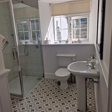 Apartment South Dublin Apartment -Sea Front -Dun-Laoghaire Feevaghmore