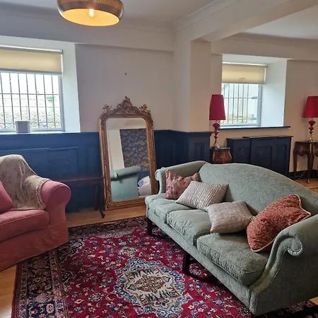 South Dublin Apartment -Sea Front -Dun-Laoghaire *